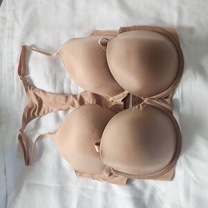 Nude Victorias secret 34ddd bra bundle